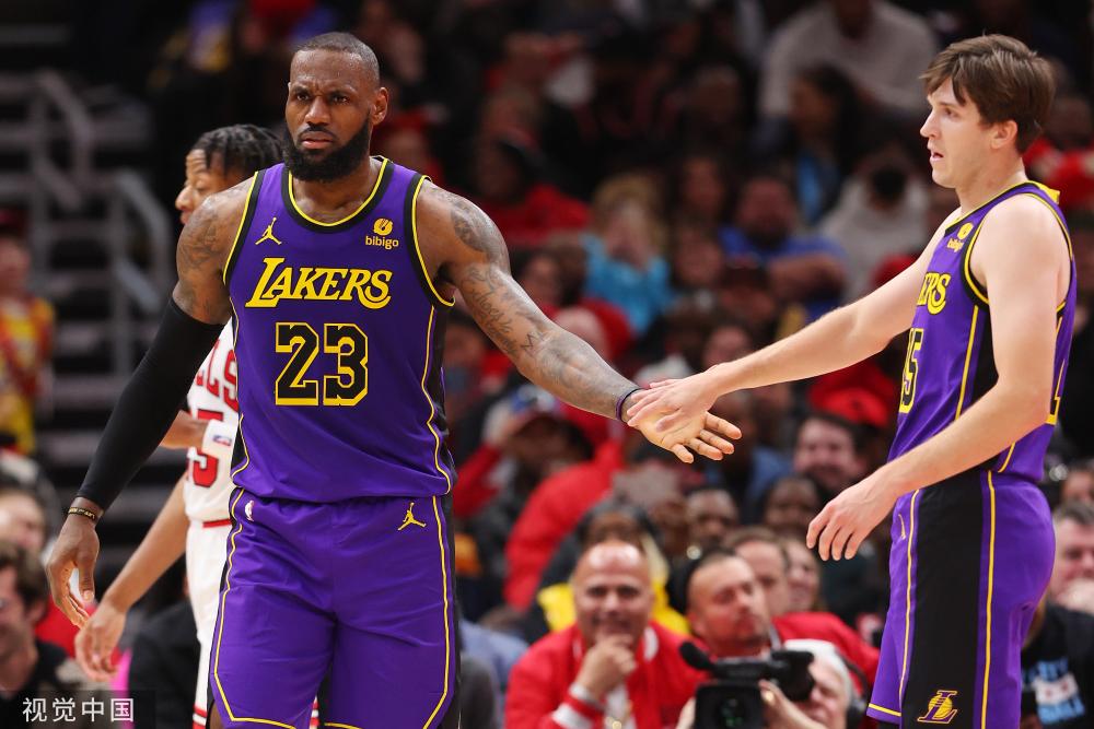 球迷再次见 球迷再次见