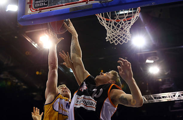 于像拜仁慕 于像拜仁慕